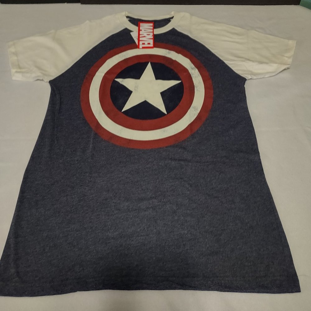 Mens Crew Neck Short Sleeve Captain America Big and Tall SIZE LT